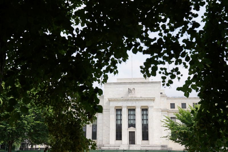 Brainard diz que em breve será apropriado Fed desacelerar ritmo de altas de juros Por Reuters