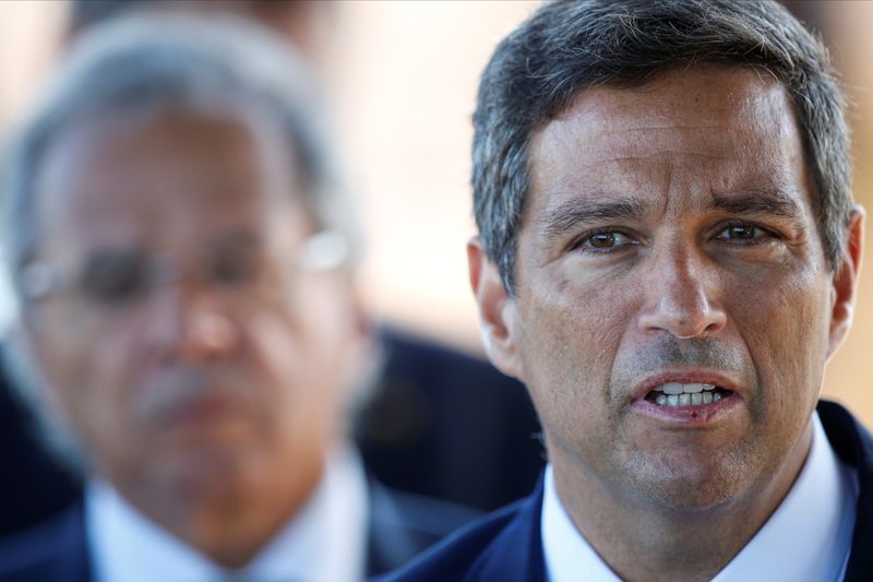 Campos Neto pede coordenação entre gastos e política monetária; Alckmin garante responsabilidade fiscal Por Reuters