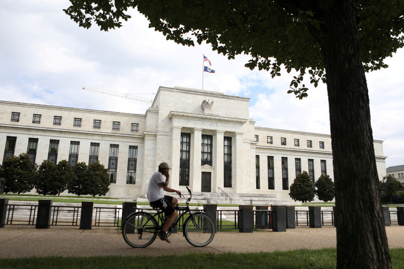 Luta contra inflação pode levar a contração econômica, diz Barkin, do Fed Por Reuters