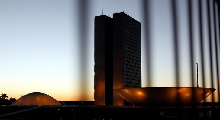 Governadores querem resolver perda de arrecadação com ICMS até março
