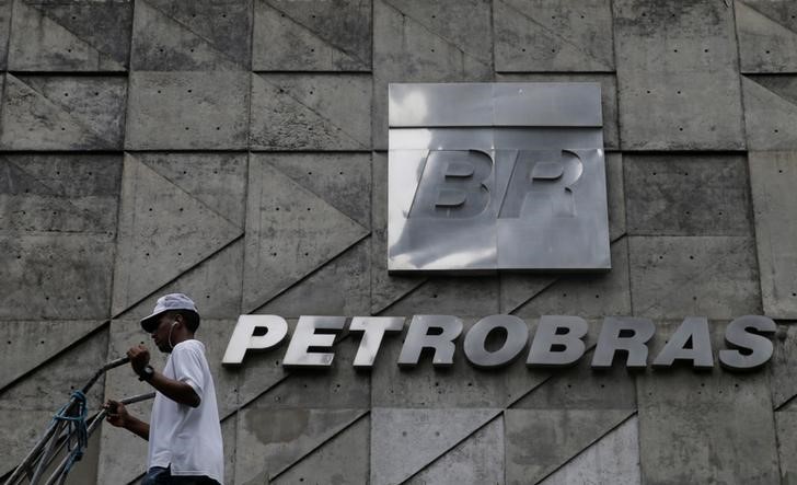 Governo indica mais três nomes ao Conselho de Administração da Petrobras Por Reuters
