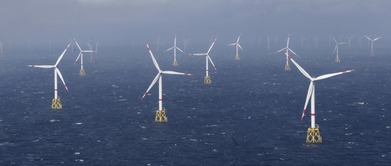 Petrobras e Equinor avaliarão viabilidade de 7 projetos eólicos offshore Por Reuters