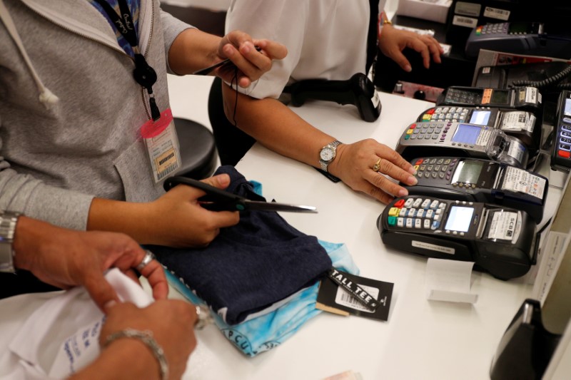 Bancos entregarão estudo sobre juros do rotativo do cartão