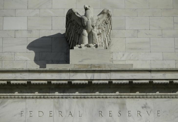 Goolsbee, do Fed, diz que recessão leve nos EUA é uma possibilidade Por Reuters